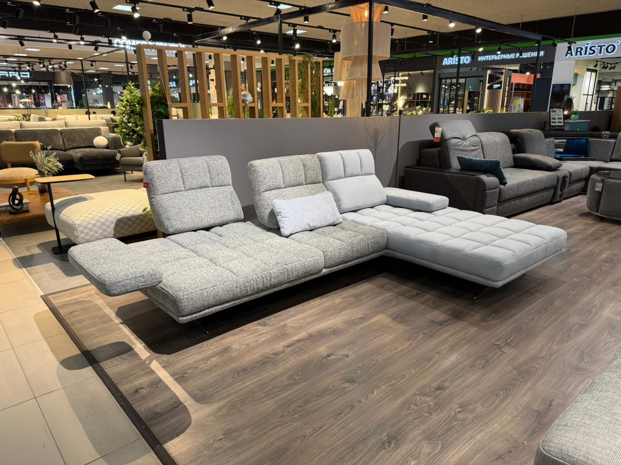 Диван угловой "IQ 133"